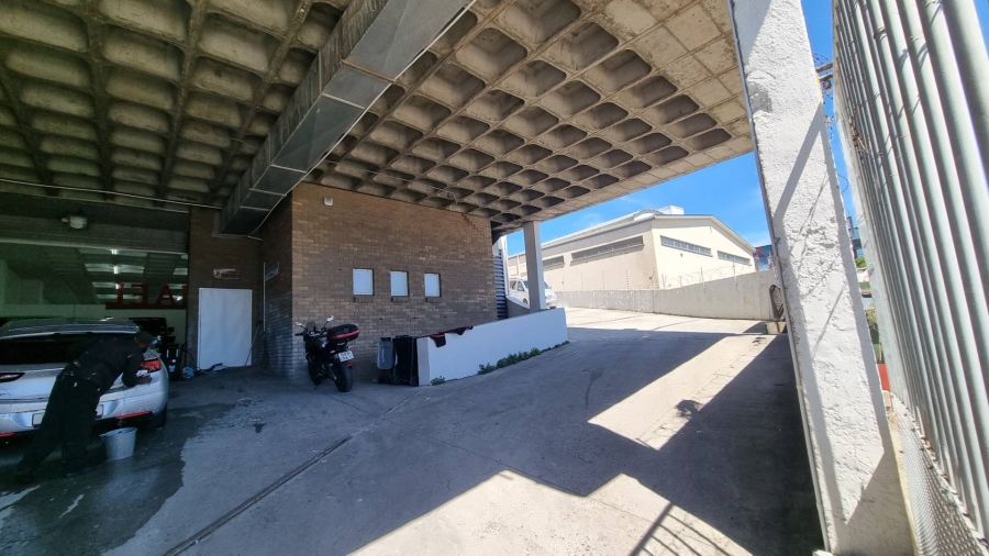 To Let commercial Property for Rent in Woodstock Western Cape